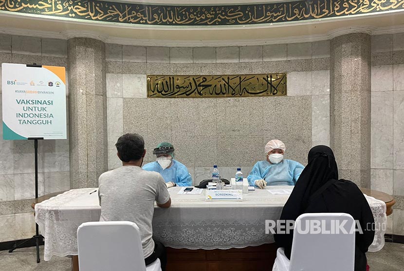Masjid Agung Sunda Kelapa gelar Vaksinasi tahap 2 pada 17 Agustus mendatang sebagai salah satu aksi Bela Negara Masjid Agung Sunda Kelapa gelar Vaksinasi tahap 2 pada 17 Agustus mendatang sebagai salah satu aksi Bela Negara