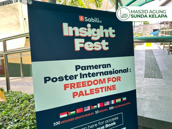 Pameran 100 Poster Internasional tentang Palestina di Masjid Agung Sunda Kelapa