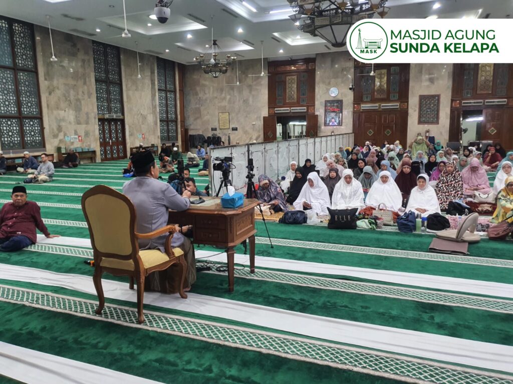 Itikaf Qiyamullail Tahun Baru Hijriyyah 1446 Masjid Agung Sunda Kelapa