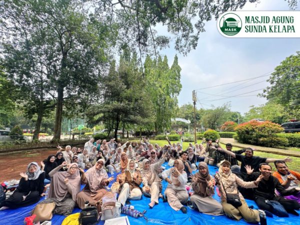 Gathering Angkatan 3 Kelas Pra Nikah Masjid Agung Sunda Kelapa di Taman Margasatwa Ragunan Gathering Angkatan 3 Kelas Pra Nikah Masjid Agung Sunda Kelapa di Taman Margasatwa Ragunan